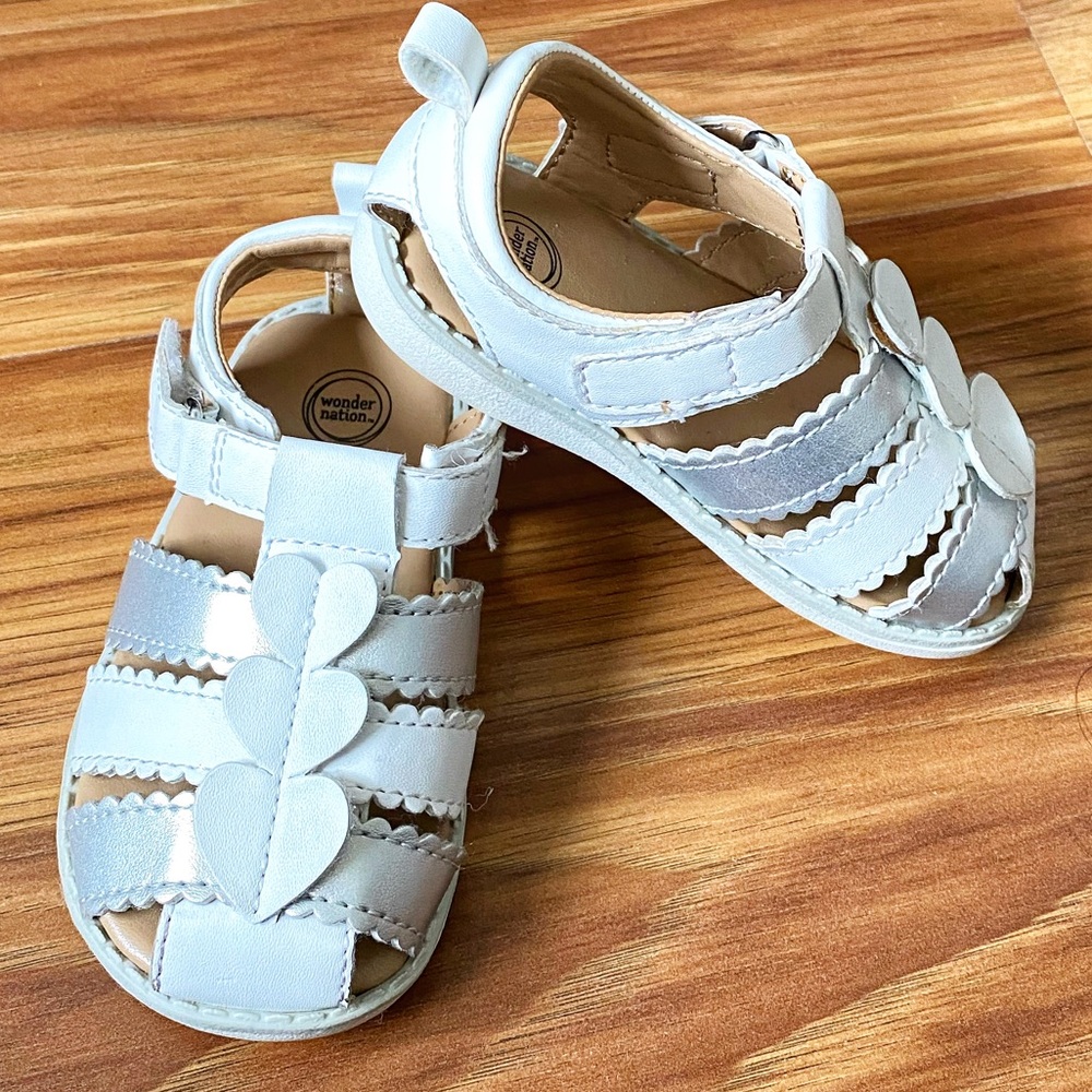 Wonder Nation Infant Heart Sandals